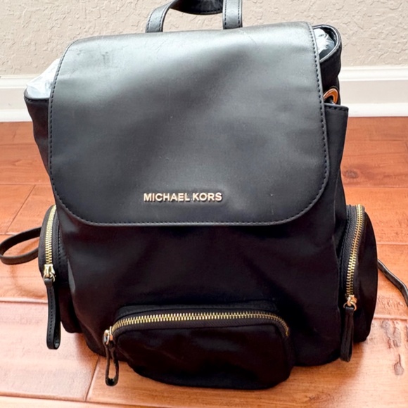 Micheal MK Abbey L Cargo Nylon Backpack Black FLAWED‎ main image 8